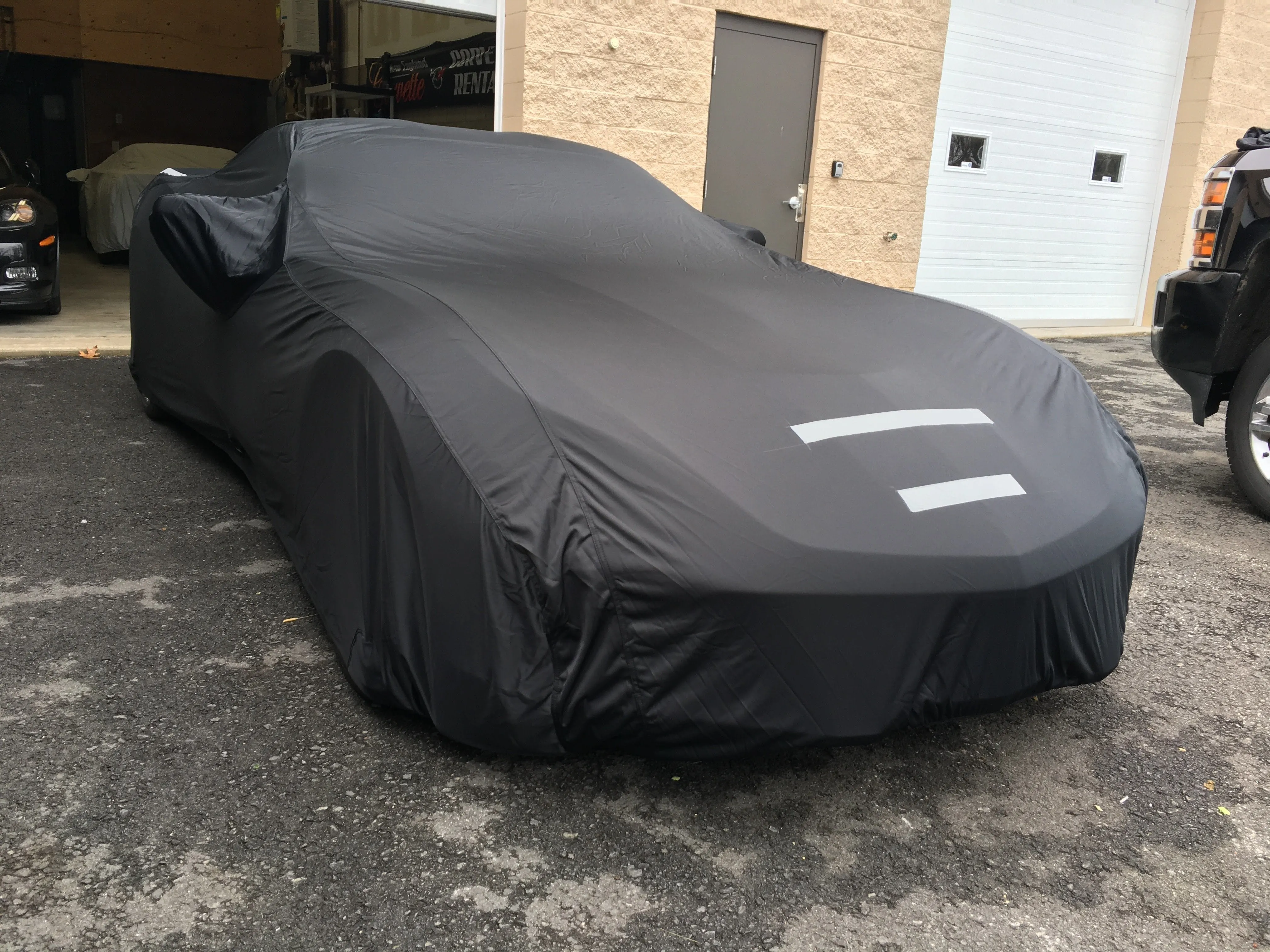 Aston Martin DBX 2022 - 2024 Indoor Select-Fleece Car Cover