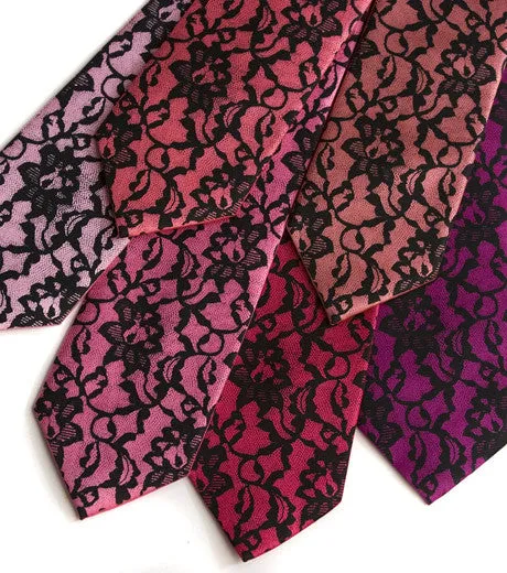 Boudoir Lace Necktie