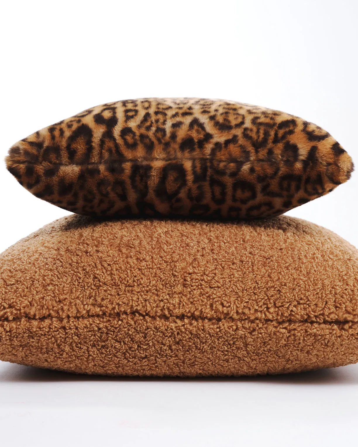 Brenn Bouclette Pillow Hazelnut