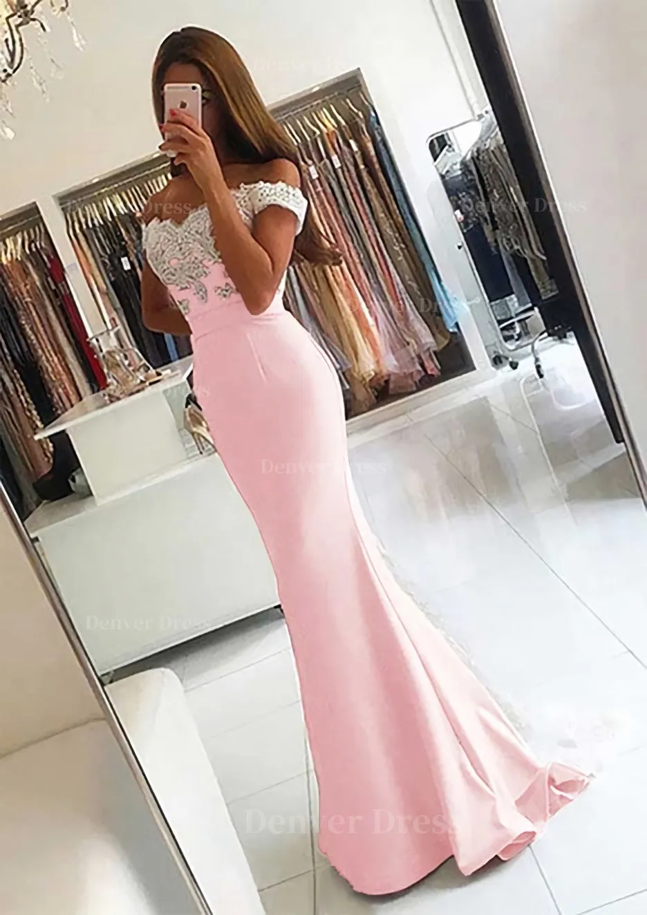 Elastic Satin Prom Dress Trumpet/Mermaid V-Neck Sweep Train With Lace