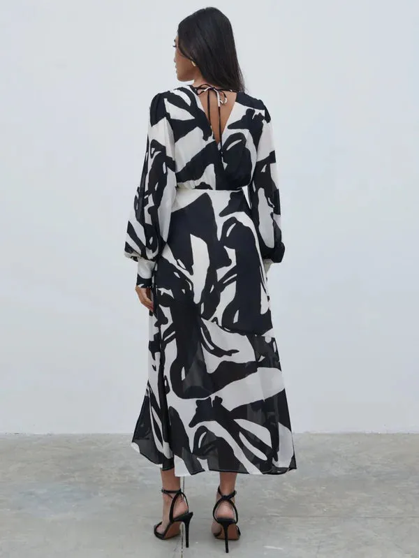 Lilianna Balloon Sleeve Midaxi Dress (Monochrome Abstract)