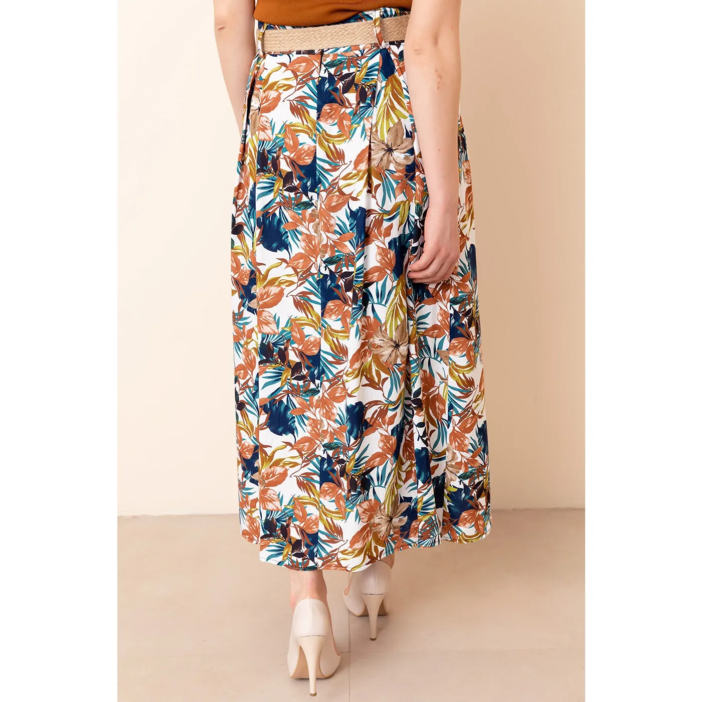 Pleated Straw Belt Skirt