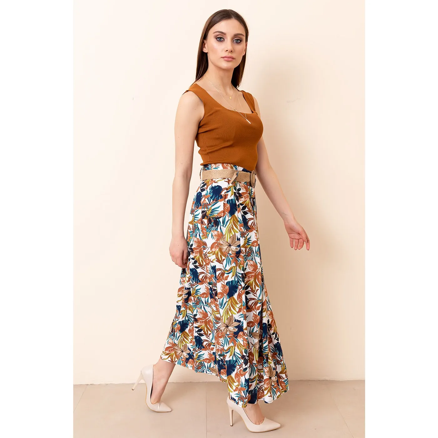 Pleated Straw Belt Skirt