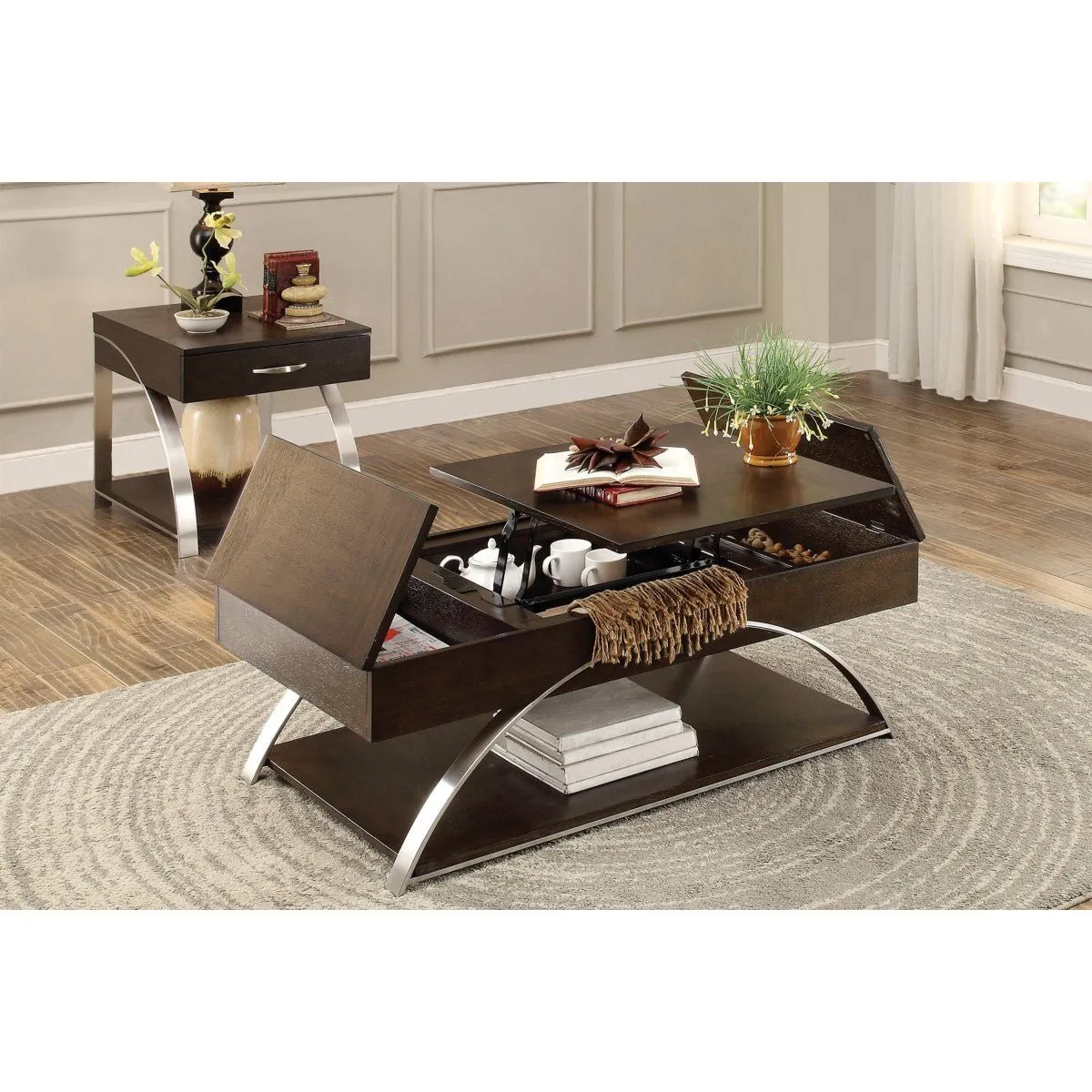 Tioga Collection Lift Top Cocktail Table