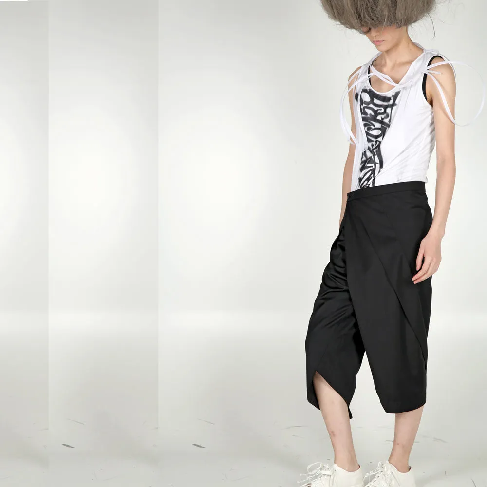 Trousers – Asymmetric Folding