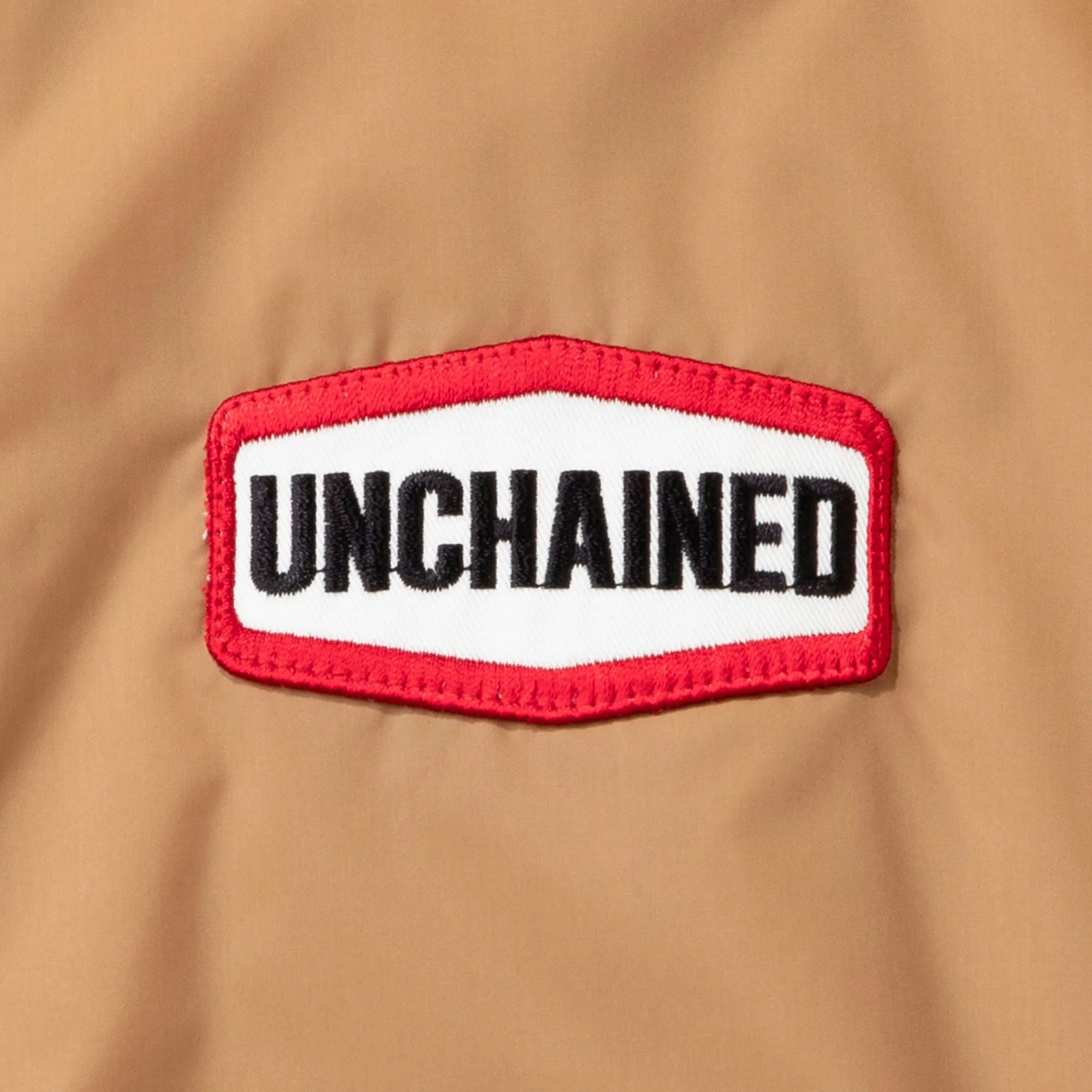 UNCHAINED [JACKET] 04513